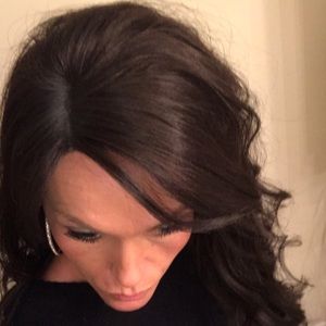 Harlem 125 Dark brown wig